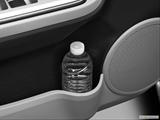  Cup holder prop (tertiary) photo